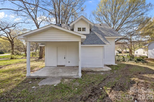 414 W Sharpe Street, Statesville, NC 28677