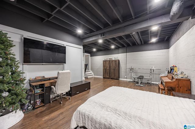 8475 LOCK 17 ROAD, Bessemer, AL 35023