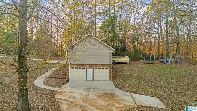 8475 LOCK 17 ROAD, Bessemer, AL 35023