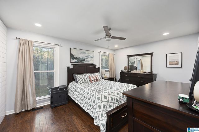 8475 LOCK 17 ROAD, Bessemer, AL 35023