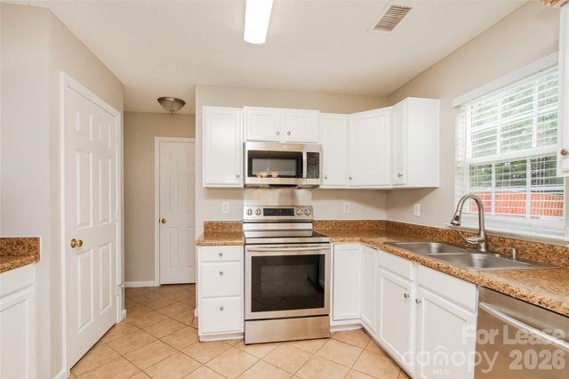 5008 Deerton Road, Charlotte, NC 28269