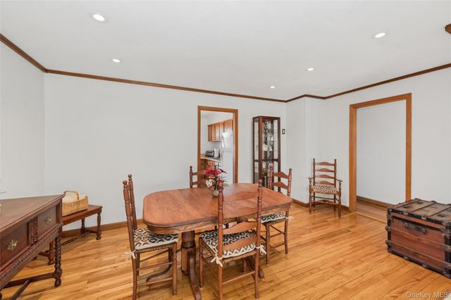 310 S 16th Street, Lindenhurst, NY 11757
