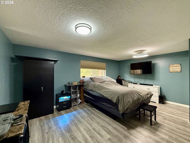 105 TIMBERLINE Dr, Castle Rock, WA 98611