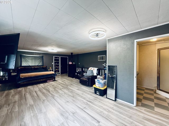 105 TIMBERLINE Dr, Castle Rock, WA 98611