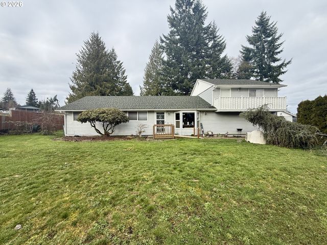 105 TIMBERLINE Dr, Castle Rock, WA 98611