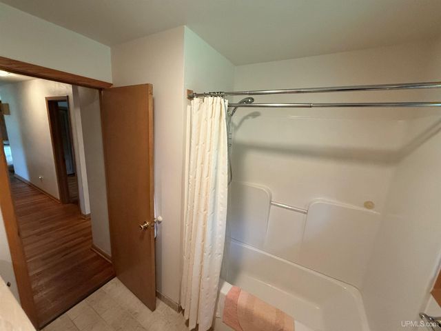 720 Parker Avenue, Ontonagon, MI 49953