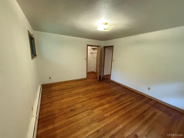 720 Parker Avenue, Ontonagon, MI 49953