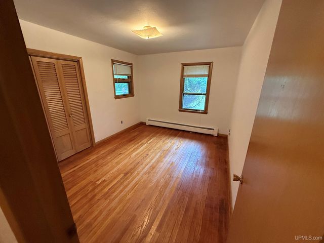 720 Parker Avenue, Ontonagon, MI 49953