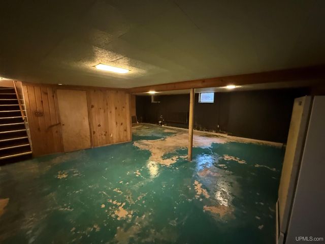 720 Parker Avenue, Ontonagon, MI 49953