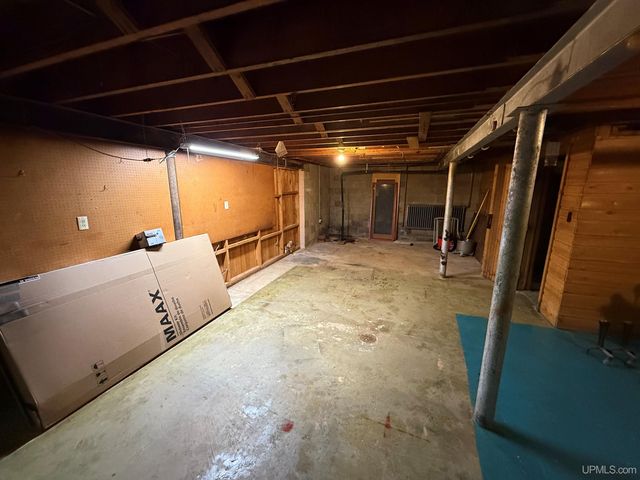 720 Parker Avenue, Ontonagon, MI 49953