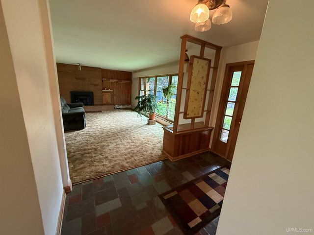 720 Parker Avenue, Ontonagon, MI 49953