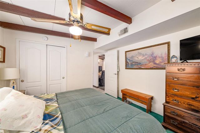2345 CR 453, Lake Panasoffkee, FL 33538