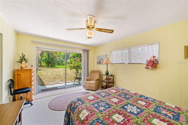 2345 CR 453, Lake Panasoffkee, FL 33538