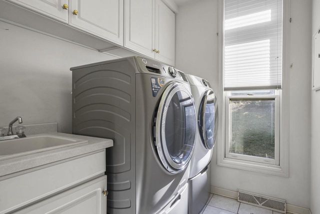 7441 New Washburn Way, Madison, WI 53719