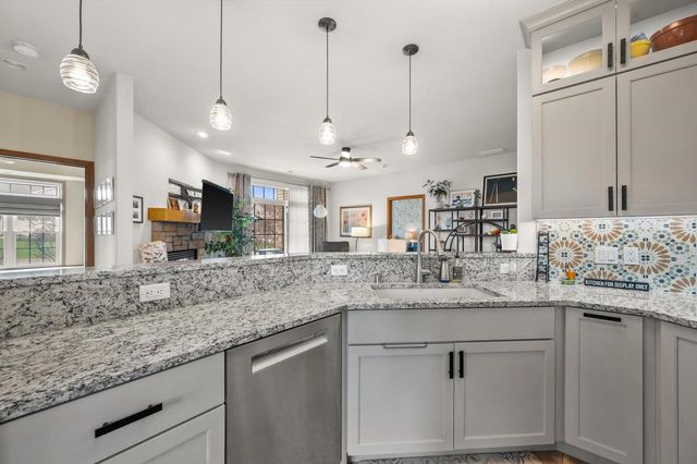 W140N9964 Seven Pines WAY, Germantown, WI 53022