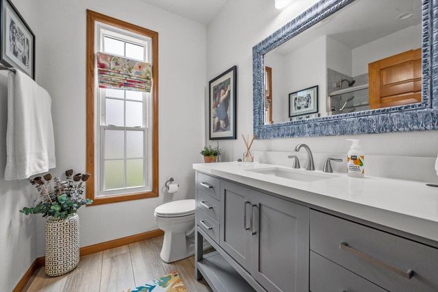 W140N9964 Seven Pines WAY, Germantown, WI 53022
