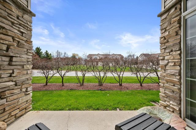 W140N9964 Seven Pines WAY, Germantown, WI 53022