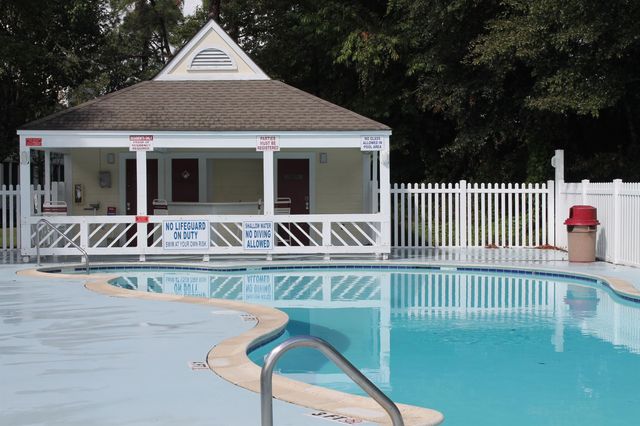 1100 Possum Trot Rd Apt H131, North Myrtle Beach, SC 29582