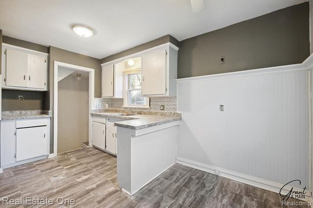 19439 W Chicago Street, Detroit, MI 48228
