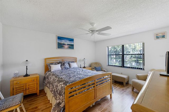 4520 47TH AVENUE W 103, Bradenton, FL 34210