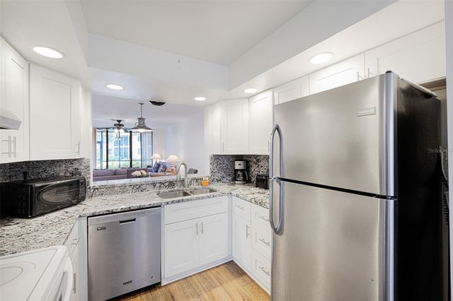 4520 47TH AVENUE W 103, Bradenton, FL 34210