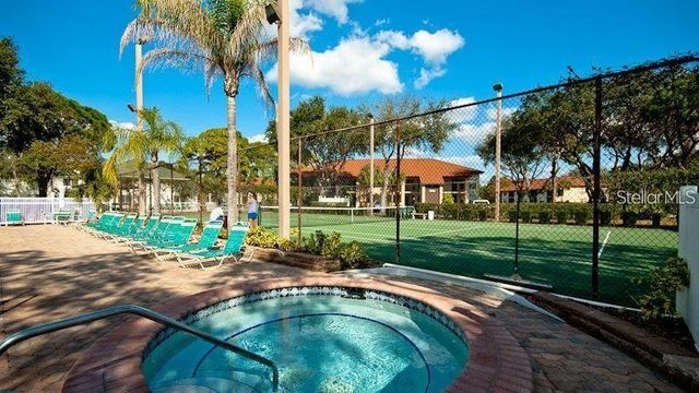 4520 47TH AVENUE W 103, Bradenton, FL 34210