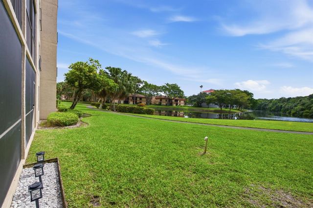 3050 NW 42nd Avenue C110, Coconut Creek, FL 33066