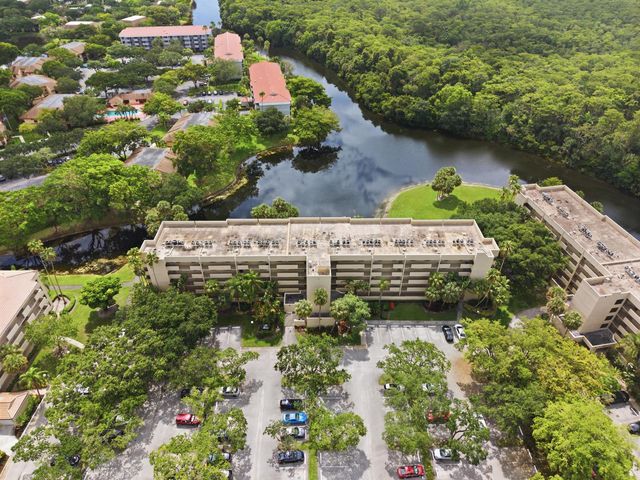 3050 NW 42nd Avenue C110, Coconut Creek, FL 33066
