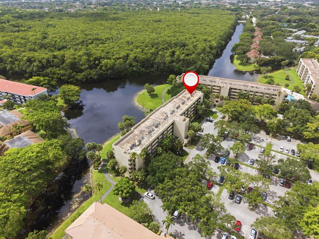 3050 NW 42nd Avenue C110, Coconut Creek, FL 33066
