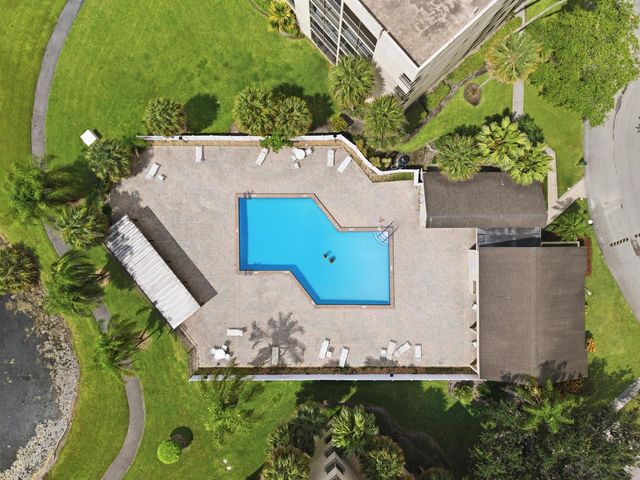 3050 NW 42nd Avenue C110, Coconut Creek, FL 33066