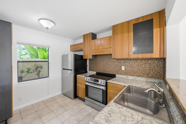 3050 NW 42nd Avenue C110, Coconut Creek, FL 33066