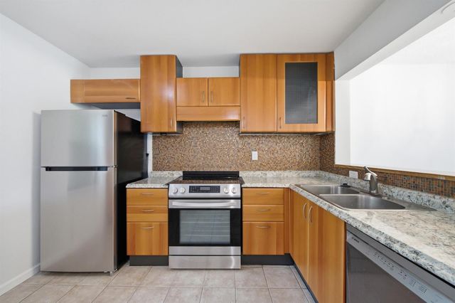 3050 NW 42nd Avenue C110, Coconut Creek, FL 33066
