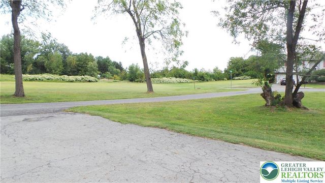301 South Watson Street, Palmer Twp, PA 18045