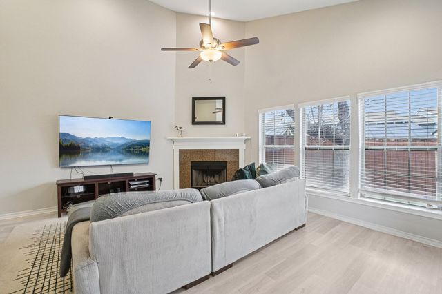 9437 Timberleaf Drive, Dallas, TX 75243