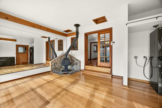 119 Madison Street, Talent, OR 97540