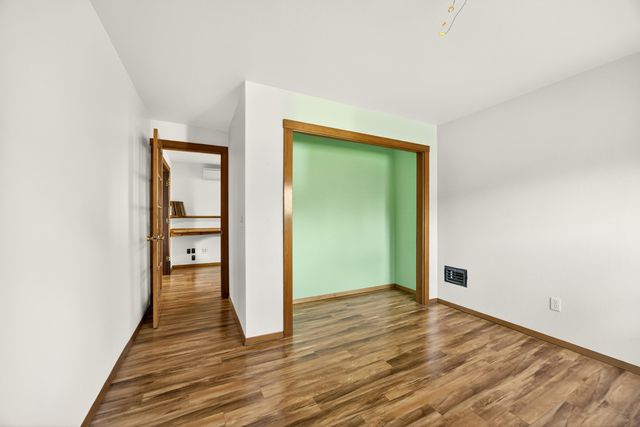 119 Madison Street, Talent, OR 97540