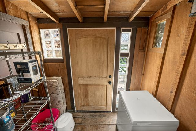 119 Madison Street, Talent, OR 97540