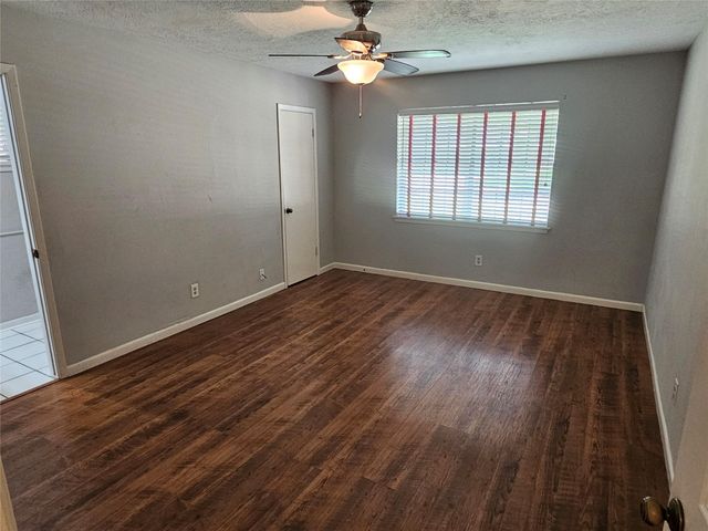 2701 Henderson Lane, Deer Park, TX 77536