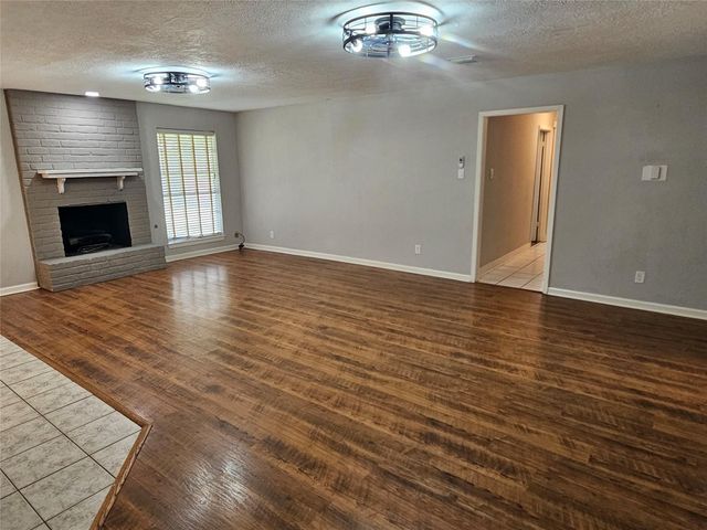 2701 Henderson Lane, Deer Park, TX 77536
