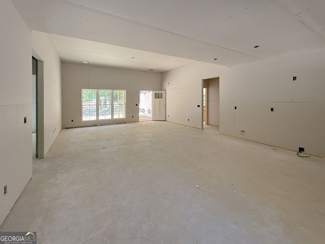 375 Canoochee Drive, Claxton, GA 30417