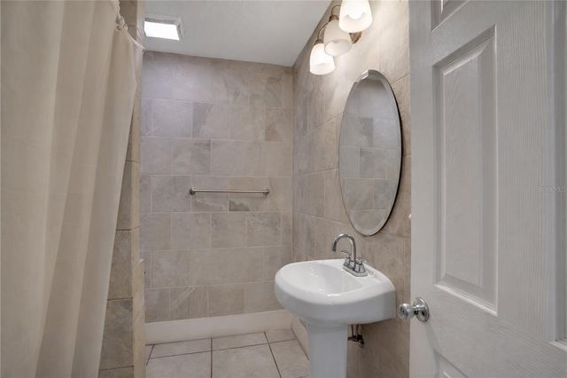 316 W COLUMBUS DRIVE, Tampa, FL 33602