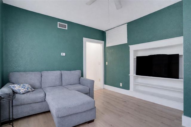 316 W COLUMBUS DRIVE, Tampa, FL 33602