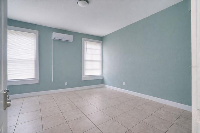 316 W COLUMBUS DRIVE, Tampa, FL 33602