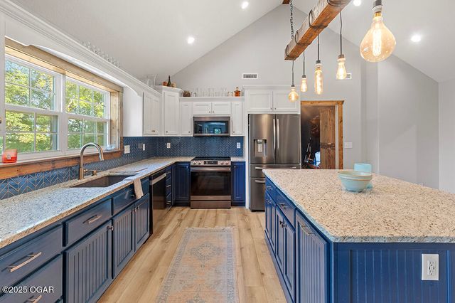 121 Forest Drive, Carl Junction, MO 64834