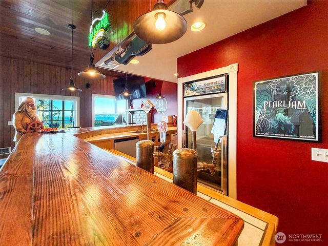 27 M Cascade Drive, Hat Island, WA 98206