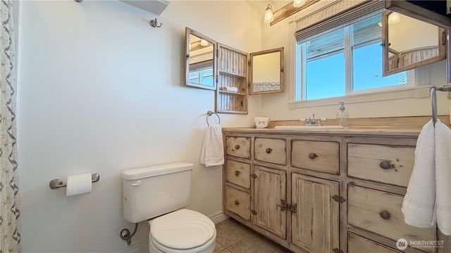 27 M Cascade Drive, Hat Island, WA 98206