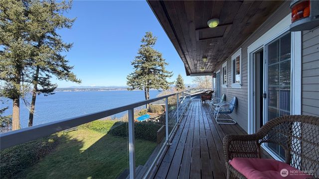 27 M Cascade Drive, Hat Island, WA 98206