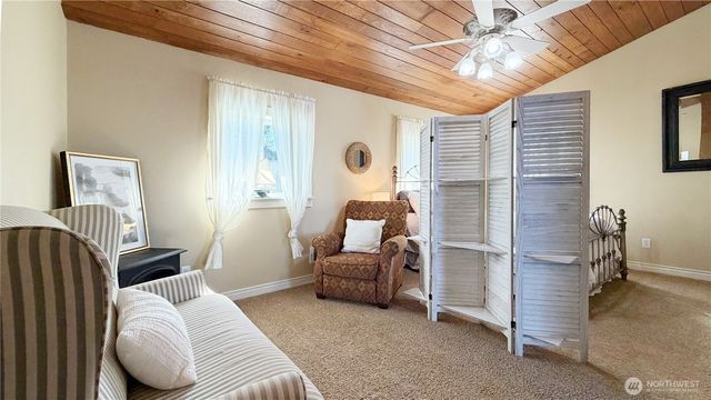 27 M Cascade Drive, Hat Island, WA 98206