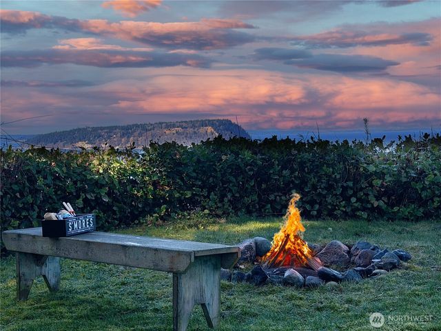 27 M Cascade Drive, Hat Island, WA 98206