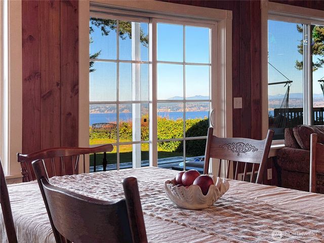 27 M Cascade Drive, Hat Island, WA 98206